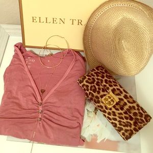 American Eagle Outfitters Tops - AEO Tee American Eagle Outfitters Tops - AEO Tee